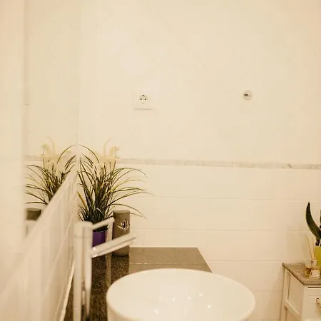H.Oe.H Apartment Porto Exterior photo
